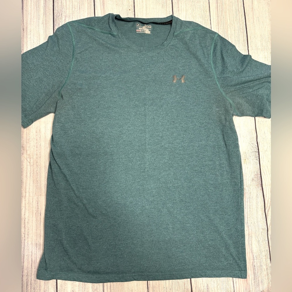 Men’s xl underarmour heat gear tee